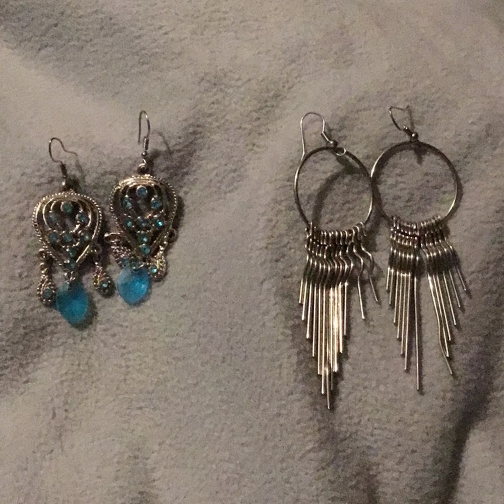 Dangle earrings